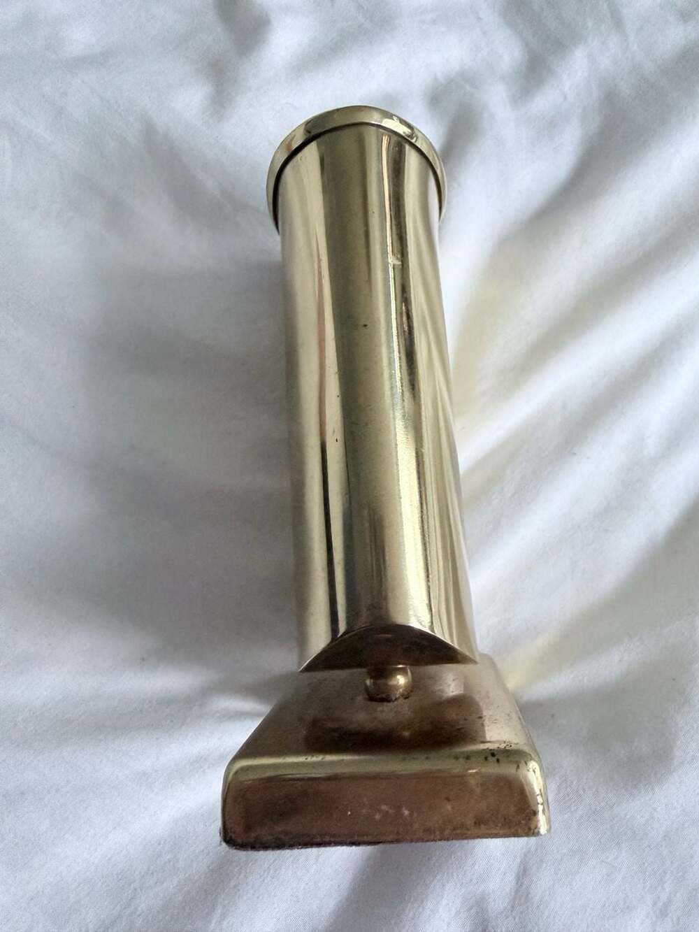 Vintage Brass Eyeglass Holder Desk Stand with Velvet Lining Made in Taiwan - Picture 3 of 9